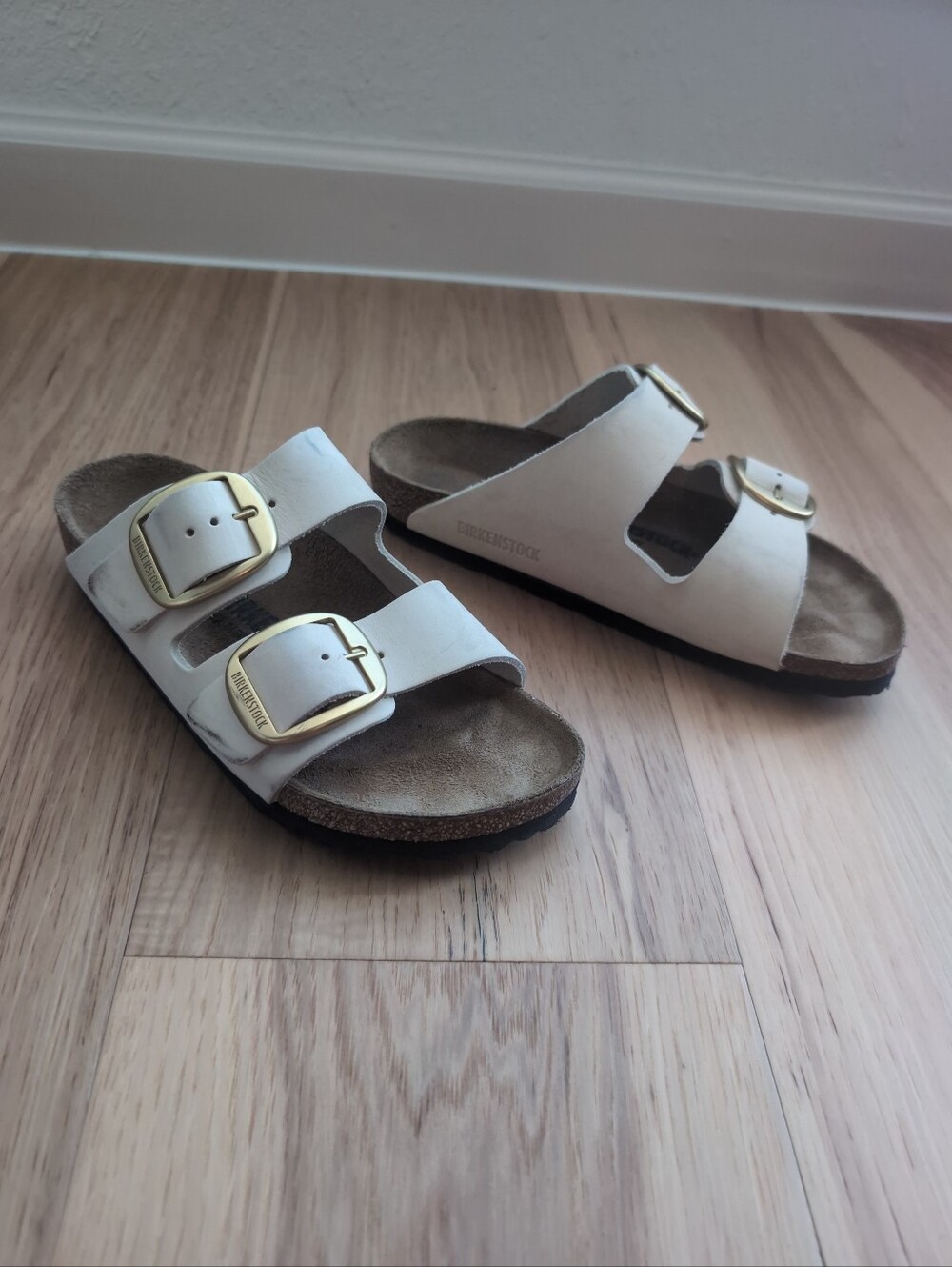 Birkenstock Arizona Ivory Suede Double-Strap Sandals with Gold Buckles Sz 37